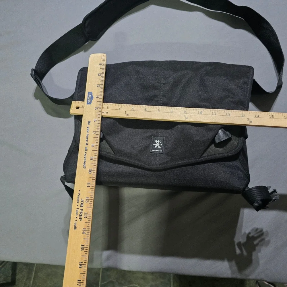 Crumpler  Laptop Messenger Bag mens Black Lime Green Tech